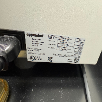 Eppendorf 5810 R Refrigerated Centrifuge image 2